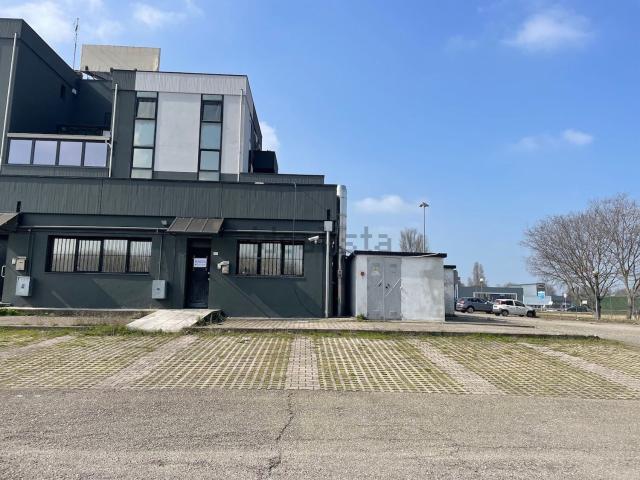Ufficio in vendita di 270 m² in Strada Baganzola, 29