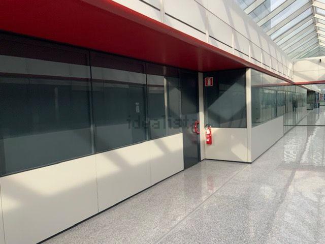 Ufficio in vendita di 280 m²