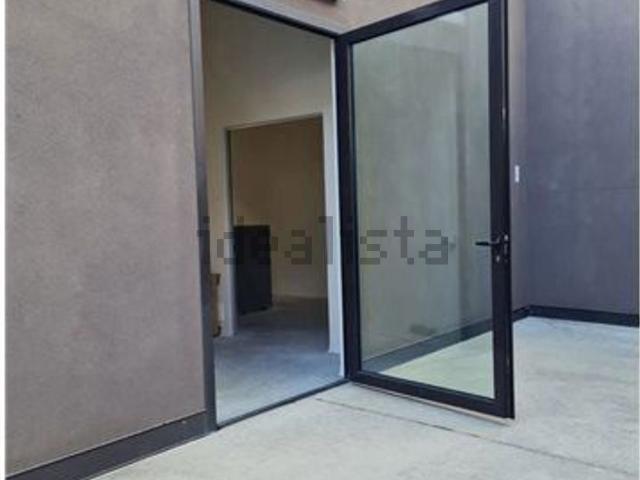 Ufficio in vendita di 280 m² in Viale della Pace, 1