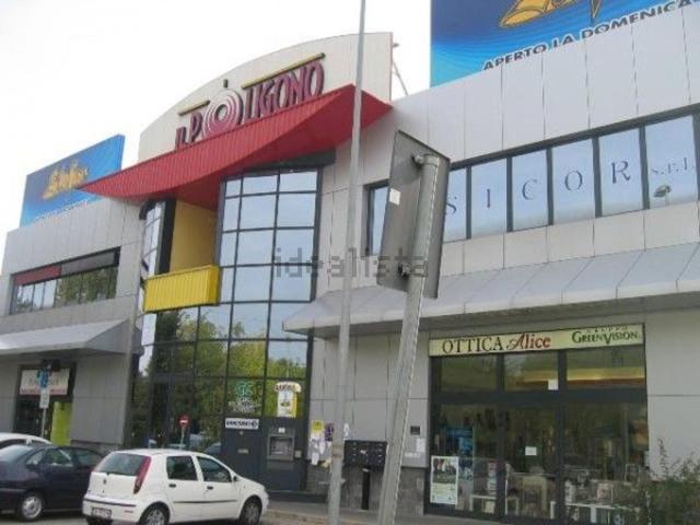 Ufficio in vendita di 290 m²