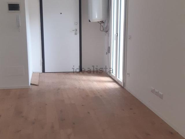 Ufficio in vendita di 29 m² in Via Edmondo de Amicis, 6