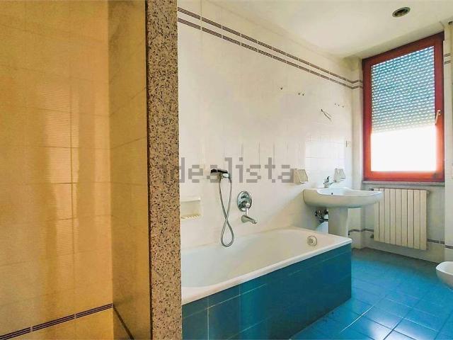 Ufficio in vendita di 300 m² in Via del Maspino