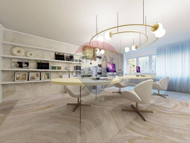 Ufficio in vendita di 311 m²