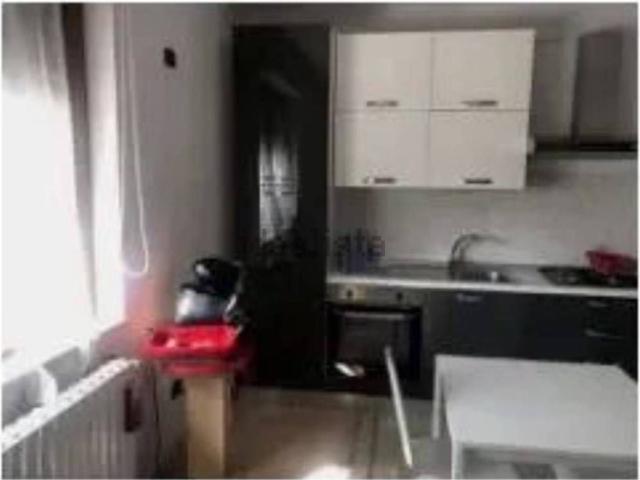 Ufficio in vendita di 326 m² in Via Galileo Ferraris, 13