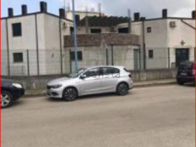 Ufficio in vendita di 326 m² in Via Galileo Ferraris