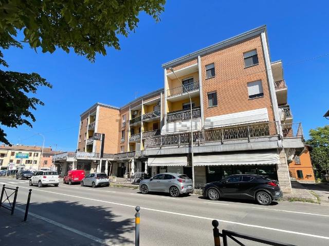 Ufficio in vendita di 337 m² in Via Vittorio Veneto, 83
