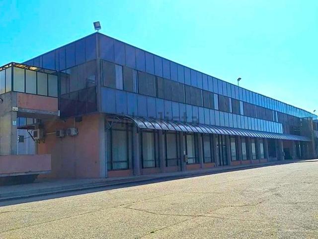 Ufficio in vendita di 345 m² in Via delle Miniere, 31
