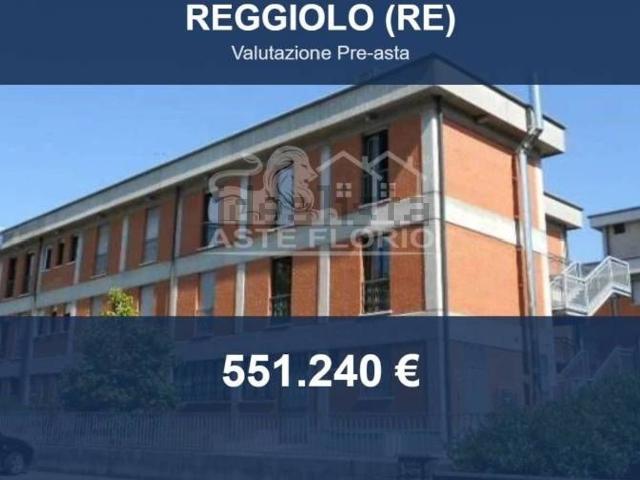 Ufficio in vendita di 3547 m² in Viale Giuseppe di Vittorio, 3