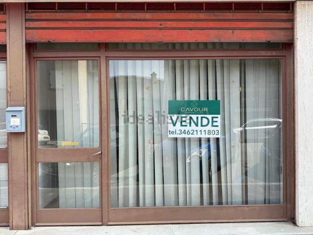 Ufficio in vendita di 35 m² in Via Castellana