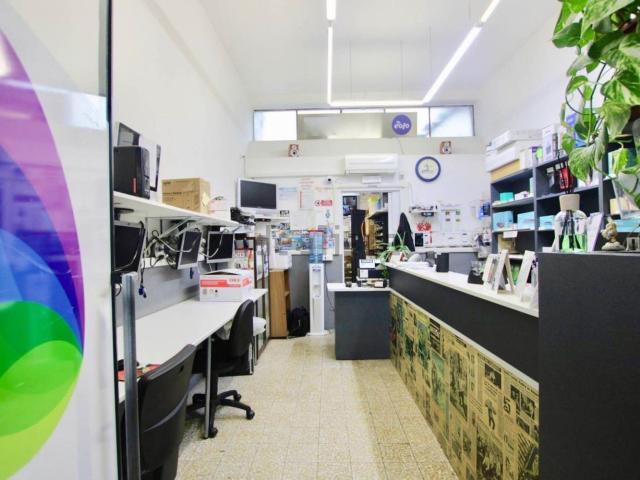 Ufficio in vendita di 35 m² in Via Don Francesco Cabrio, 14