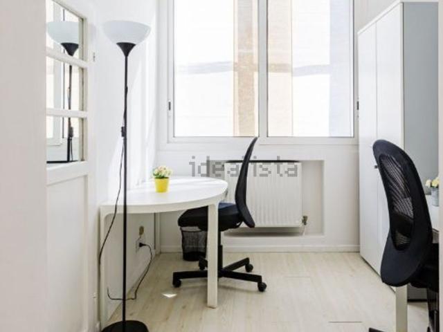 Ufficio in vendita di 35 m² in Via della Beverara