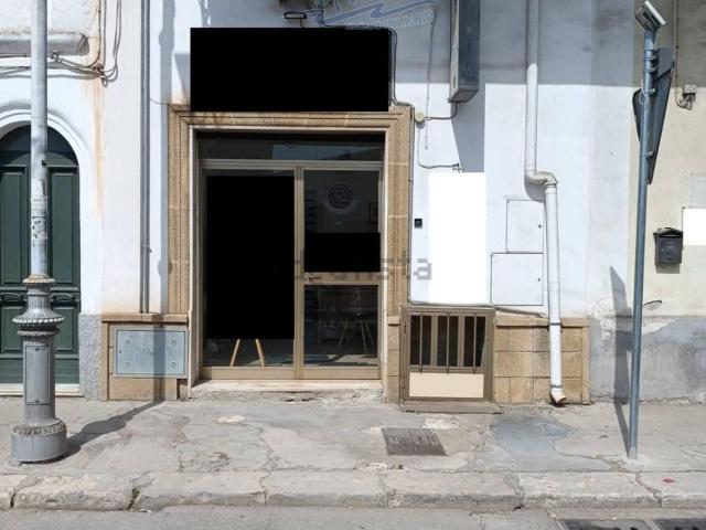 Ufficio in vendita di 35 m² in Via Roma, 86