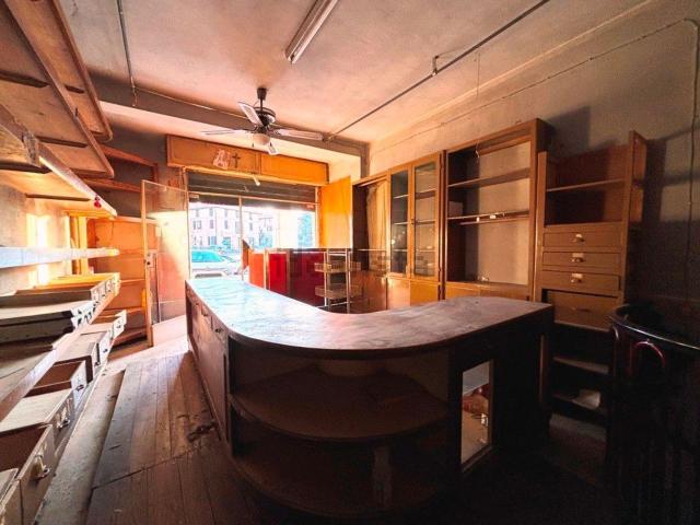 Ufficio in vendita di 36 m² in Via Sinistra Guerro, 18