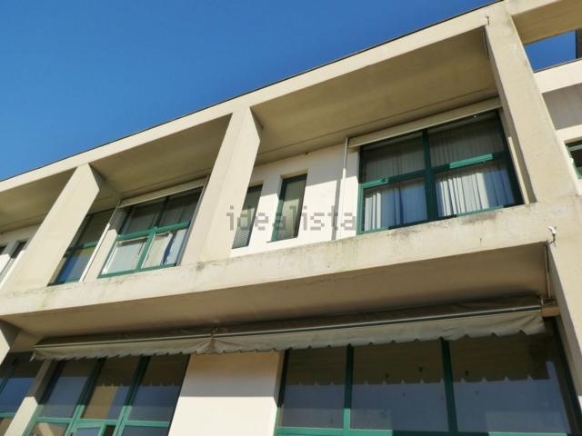 Ufficio in vendita di 400 m² in Piazza Redentore