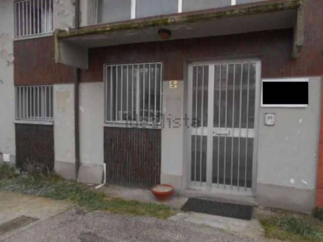 Ufficio in vendita di 401 m² in Via Giovanni Accorsi