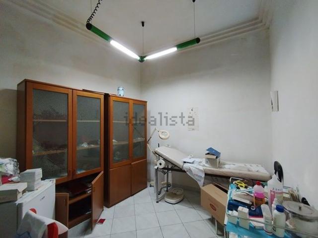 Ufficio in vendita di 40 m² in Via Pier Santi Mattarella