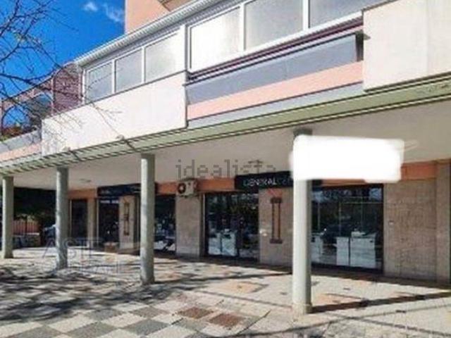Ufficio in vendita di 42 m² in Via Lussemburgo