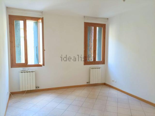 Ufficio in vendita di 44 m² in Piazza Duomo