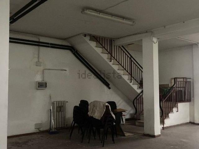 Ufficio in vendita di 460 m² in Via Galcianese