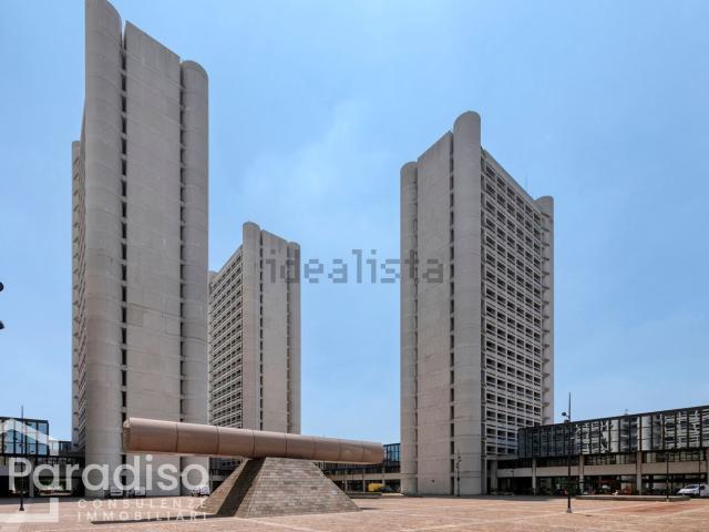Ufficio in vendita di 460 m² in Viale Aldo Moro, 64