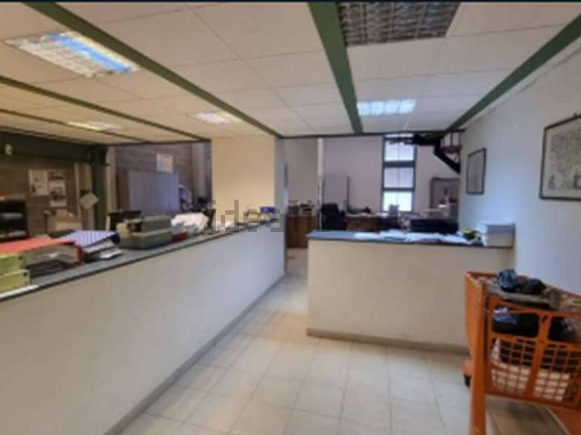Ufficio in vendita di 47 m² in Via delle Cateratte