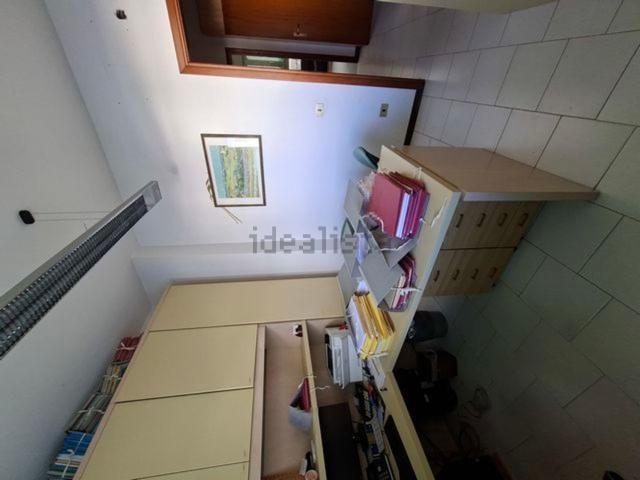 Ufficio in vendita di 47 m² in Via Dino Campion, 11