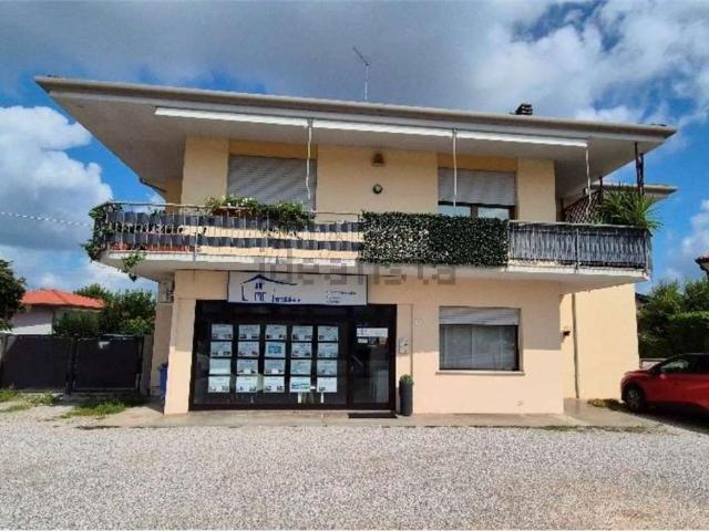 Ufficio in vendita di 47 m² in Piazza San Pio X