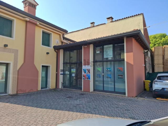 Ufficio in vendita di 50 m² in Via Garibaldi G 1