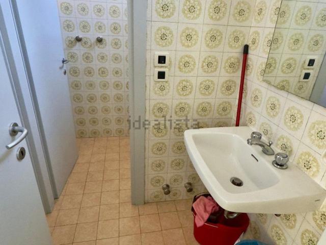 Ufficio in vendita di 50 m² in Via della Provvidenza, 74