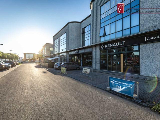 Ufficio in vendita di 50 m² in Via Emilia Ovest, 54