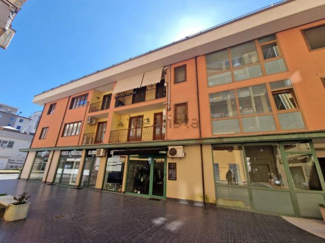 Ufficio in vendita di 50 m² in Via Francesco Guarini