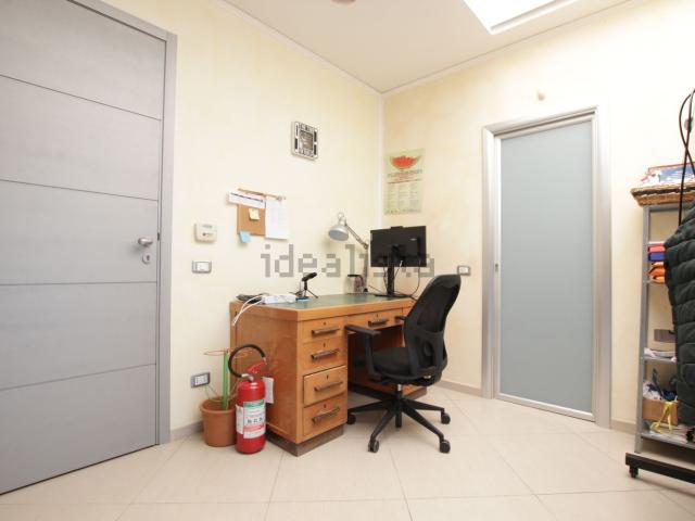 Ufficio in vendita di 50 m² in Via Roma