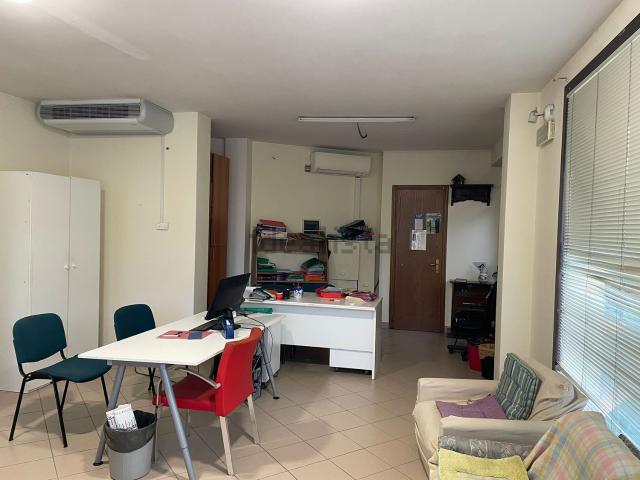 Ufficio in vendita di 50 m² in Via Umbro Casentinese, 130