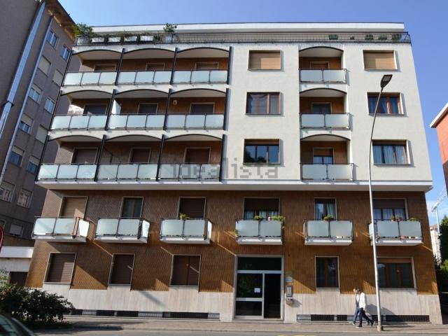 Ufficio in vendita di 50 m² in Piazza San Paolo, 2