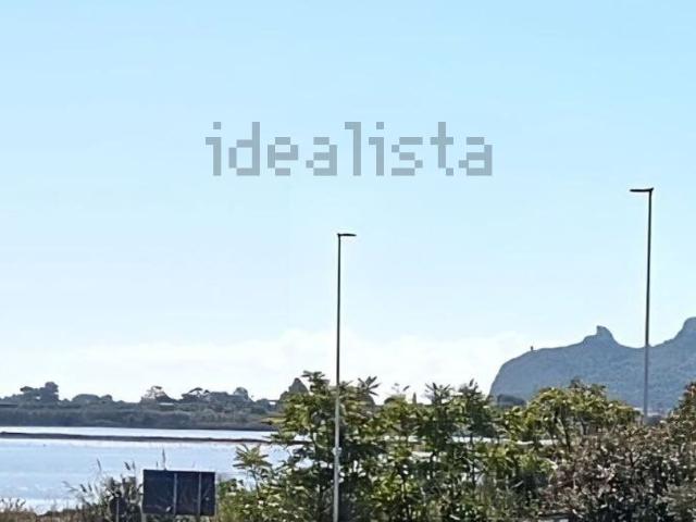 Ufficio in vendita di 51 m² in Via Berengario Priore, 20