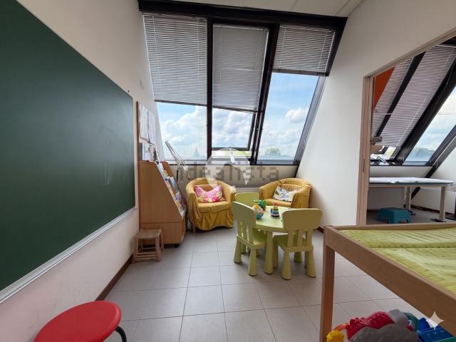Ufficio in vendita di 53 m² in Via Goffredo Mameli, 15