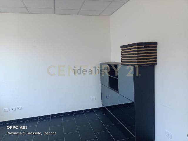 Ufficio in vendita di 54 m² in Via Aurelia Nord, 221