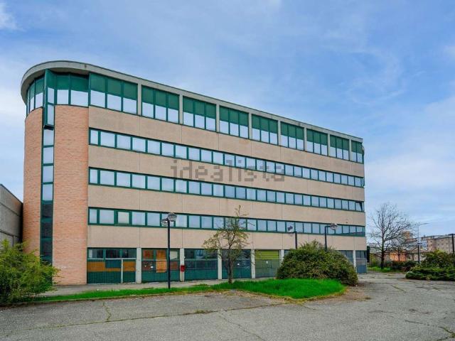 Ufficio in vendita di 5539 m² in Via Danimarca