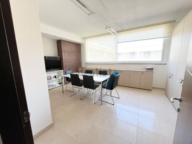 Ufficio in vendita di 55 m² in Via del Fonditore