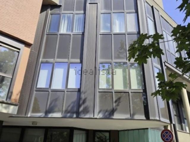 Ufficio in vendita di 55 m² in Via L. Ariosto, 4
