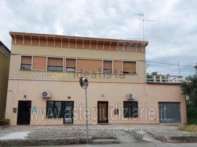 Ufficio in vendita di 55 m² in Via Romana
