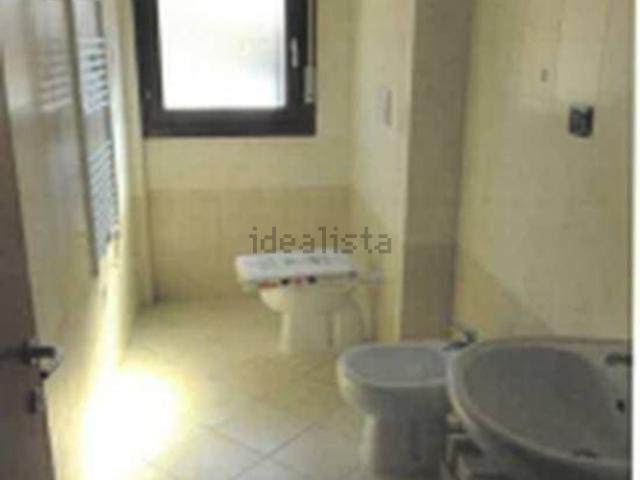 Ufficio in vendita di 57 m² in Via Bologna
