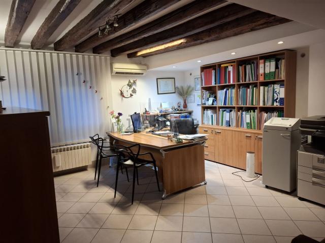 Ufficio in vendita di 57 m² in Calle de la Testa, 6369