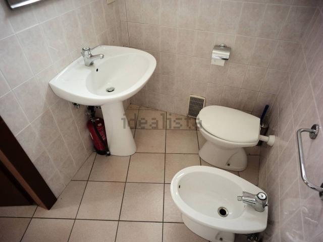 Ufficio in vendita di 58 m²
