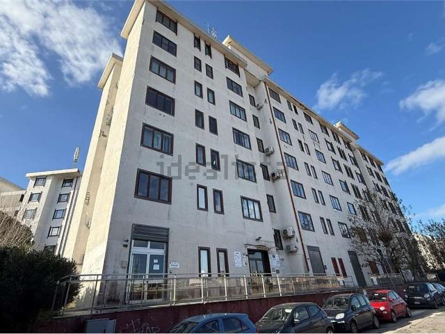 Ufficio in vendita di 58 m² in Via Tor Pisana, 98