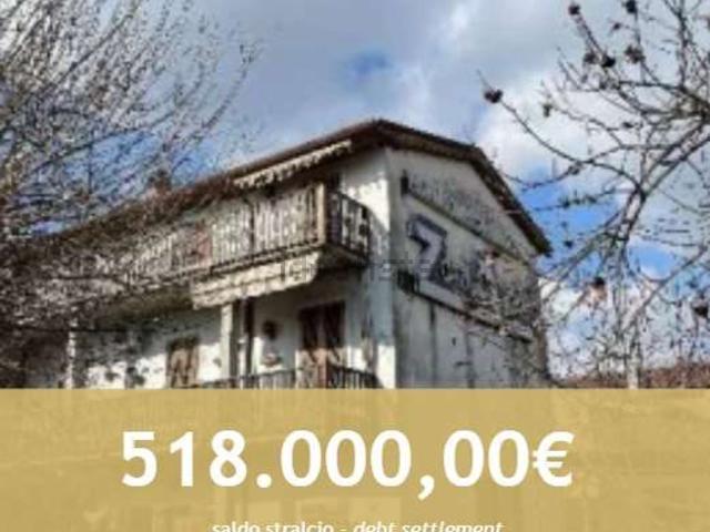 Ufficio in vendita di 600 m² in Strada della Genovesa