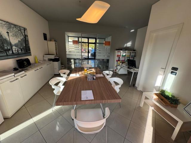 Ufficio in vendita di 60 m² in Via A. Gramsci