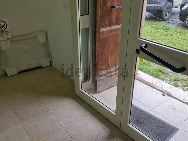 Ufficio in vendita di 60 m² in Via Porta Napoli