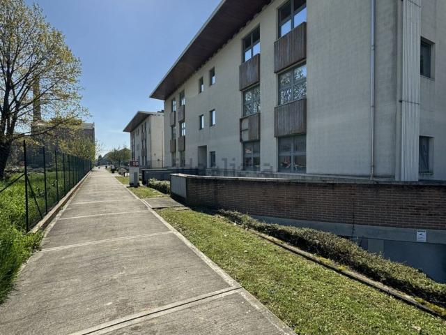 Ufficio in vendita di 60 m² in Via Zuccherificio
