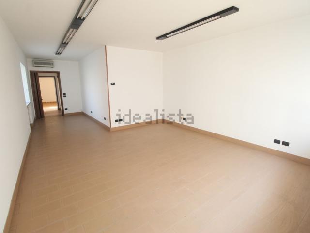 Ufficio in vendita di 60 m² in Corso Giuseppe Mazzini, 87